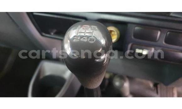 Nunua Ilio tumika Toyota Land Cruiser Beige Gari ndani ya Manzini nchini Manzini Nunua Ilio tumika Toyota Land Cruiser Beige Gari ndani ya Manzini nchini Manzini
