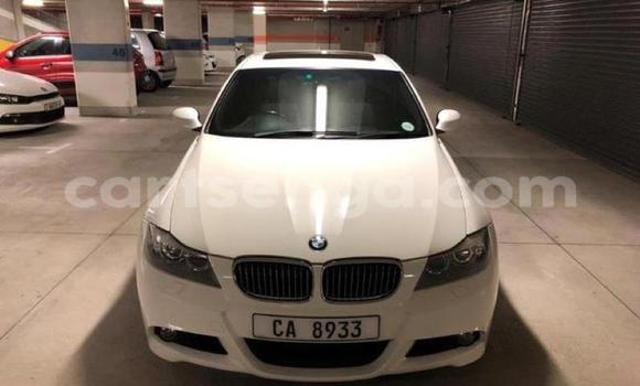 Nunua Ilio tumika BMW 3–Series White Gari ndani ya Manzini nchini Manzini Nunua Ilio tumika BMW 3–Series White Gari ndani ya Manzini nchini Manzini