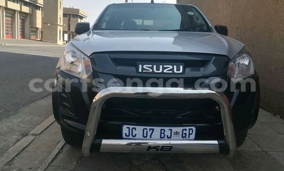 Acheter Occasion Voiture Isuzu KB Gris à Manzini, Manzini Acheter Occasion Voiture Isuzu KB Gris à Manzini, Manzini