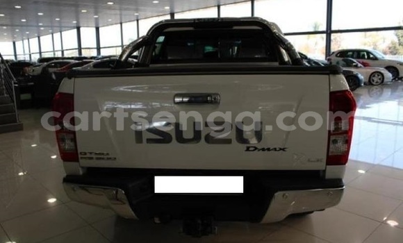 Nunua Ilio tumika Isuzu KB White Gari ndani ya Manzini nchini Manzini Nunua Ilio tumika Isuzu KB White Gari ndani ya Manzini nchini Manzini