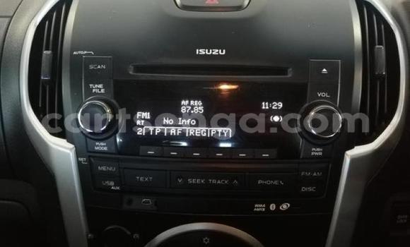 Nunua Ilio tumika Isuzu KB White Gari ndani ya Manzini nchini Manzini Nunua Ilio tumika Isuzu KB White Gari ndani ya Manzini nchini Manzini