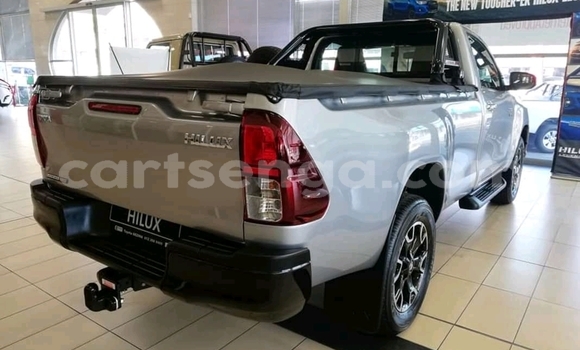 Buy Used Toyota Hilux Silver Car in Manzini in Manzini Buy Used Toyota Hilux Silver Car in Manzini in Manzini