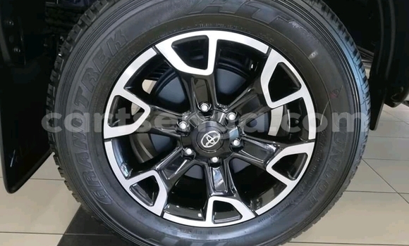 Buy Used Toyota Hilux Silver Car in Manzini in Manzini Buy Used Toyota Hilux Silver Car in Manzini in Manzini