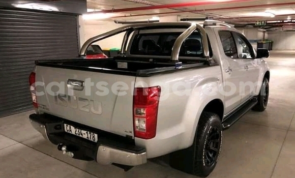 Acheter Occasion Voiture Isuzu KB Gris à Bhunya, Manzini Acheter Occasion Voiture Isuzu KB Gris à Bhunya, Manzini