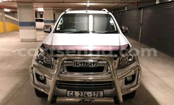 Acheter Occasion Voiture Isuzu KB Gris à Bhunya, Manzini Acheter Occasion Voiture Isuzu KB Gris à Bhunya, Manzini