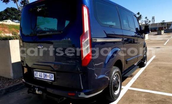 Acheter Occasion Voiture Ford Tourneo Courier Bleu à Manzini, Manzini Acheter Occasion Voiture Ford Tourneo Courier Bleu à Manzini, Manzini