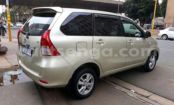 Acheter Occasion Voiture Toyota Avanza Blanc à Bhunya, Manzini Acheter Occasion Voiture Toyota Avanza Blanc à Bhunya, Manzini