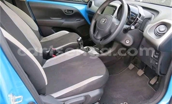 Acheter Occasion Voiture Toyota Aygo Bleu à Bulembu, Hhohho Acheter Occasion Voiture Toyota Aygo Bleu à Bulembu, Hhohho