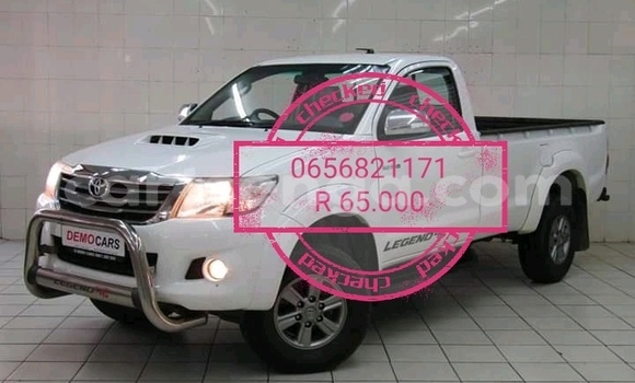 Acheter Occasion Voiture Toyota Hilux Blanc à Bhunya, Manzini Acheter Occasion Voiture Toyota Hilux Blanc à Bhunya, Manzini