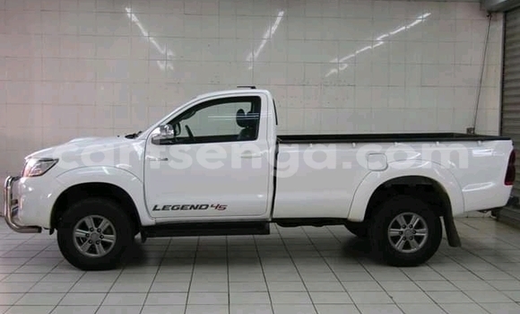 Acheter Occasion Voiture Toyota Hilux Blanc à Bhunya, Manzini Acheter Occasion Voiture Toyota Hilux Blanc à Bhunya, Manzini