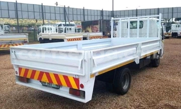 Acheter Occasion Voiture Toyota Dyna Blanc à Bulembu, Hhohho Acheter Occasion Voiture Toyota Dyna Blanc à Bulembu, Hhohho