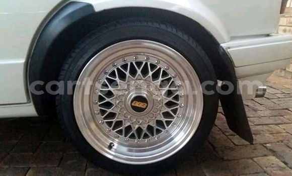 Acheter Occasion Voiture Volkswagen Golf Blanc à Bulembu, Hhohho Acheter Occasion Voiture Volkswagen Golf Blanc à Bulembu, Hhohho