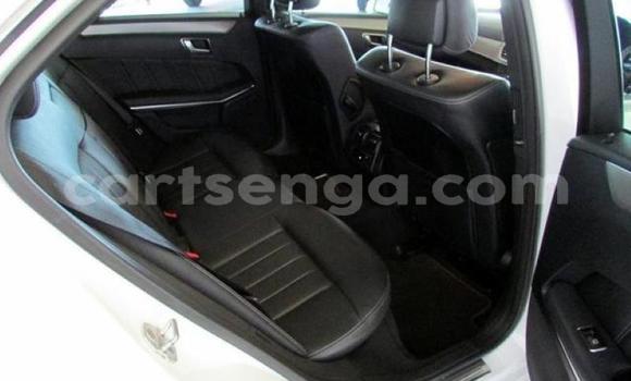 Buy Used Mercedes‒Benz E–Class White Car in Mbabane in Manzini Buy Used Mercedes‒Benz E–Class White Car in Mbabane in Manzini