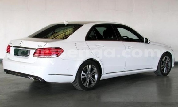 Buy Used Mercedes‒Benz E–Class White Car in Mbabane in Manzini Buy Used Mercedes‒Benz E–Class White Car in Mbabane in Manzini
