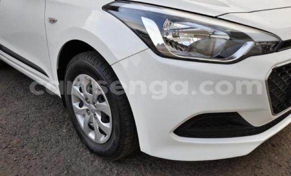 Buy Used Hyundai i20 White Car in Manzini in Manzini Buy Used Hyundai i20 White Car in Manzini in Manzini