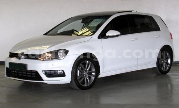 Buy Used Volkswagen Golf White Car in Mbabane in Manzini Buy Used Volkswagen Golf White Car in Mbabane in Manzini