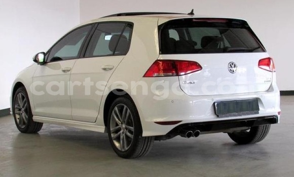 Buy Used Volkswagen Golf White Car in Mbabane in Manzini Buy Used Volkswagen Golf White Car in Mbabane in Manzini
