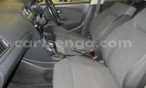 Nunua Ilio tumika Volkswagen Polo Silver Gari ndani ya Manzini nchini Manzini Nunua Ilio tumika Volkswagen Polo Silver Gari ndani ya Manzini nchini Manzini