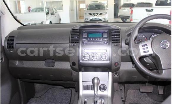 Nunua Ilio tumika Nissan Navara Silver Gari ndani ya Manzini nchini Manzini Nunua Ilio tumika Nissan Navara Silver Gari ndani ya Manzini nchini Manzini