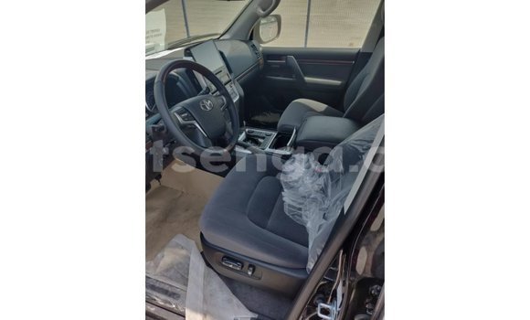 Nunua Imported Toyota Land Cruiser Black Gari ndani ya Import - Dubai nchini Hhohho Nunua Imported Toyota Land Cruiser Black Gari ndani ya Import - Dubai nchini Hhohho
