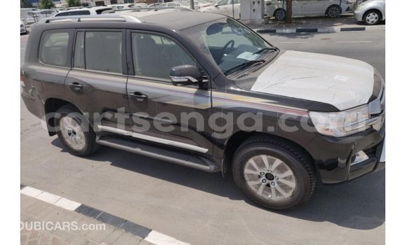 Nunua Imported Toyota Land Cruiser Black Gari ndani ya Import - Dubai nchini Hhohho Nunua Imported Toyota Land Cruiser Black Gari ndani ya Import - Dubai nchini Hhohho