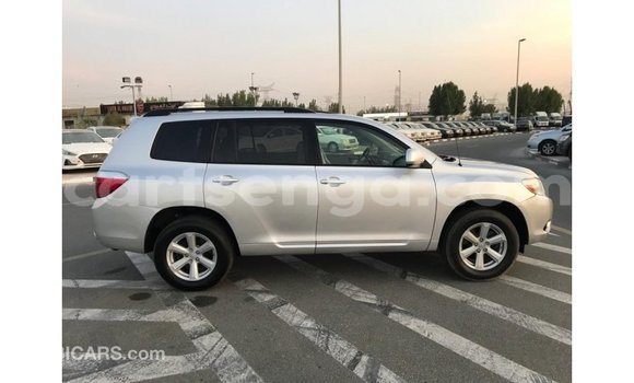 Buy Import Toyota Highlander Other Car in Import - Dubai in Hhohho Buy Import Toyota Highlander Other Car in Import - Dubai in Hhohho