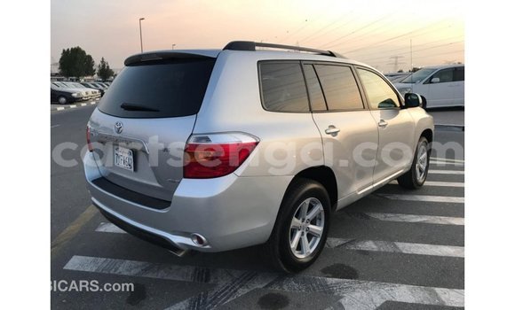 Buy Import Toyota Highlander Other Car in Import - Dubai in Hhohho Buy Import Toyota Highlander Other Car in Import - Dubai in Hhohho