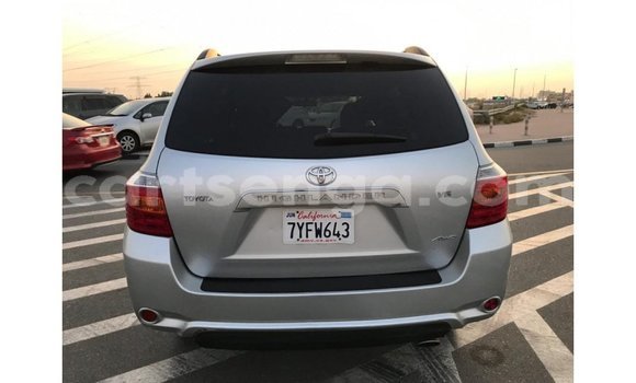 Buy Import Toyota Highlander Other Car in Import - Dubai in Hhohho Buy Import Toyota Highlander Other Car in Import - Dubai in Hhohho