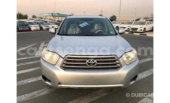 Buy Import Toyota Highlander Other Car in Import - Dubai in Hhohho Buy Import Toyota Highlander Other Car in Import - Dubai in Hhohho