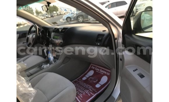 Buy Import Toyota Highlander Other Car in Import - Dubai in Hhohho Buy Import Toyota Highlander Other Car in Import - Dubai in Hhohho