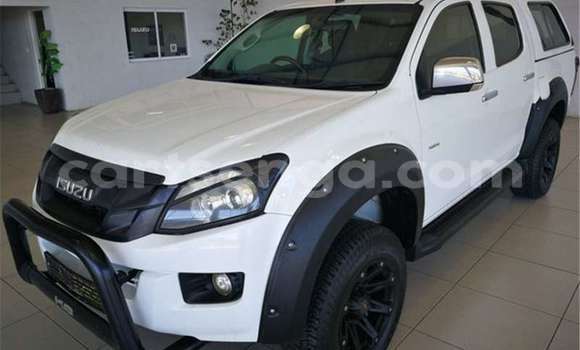 Buy Used Isuzu KB White Car in Bhunya in Manzini Buy Used Isuzu KB White Car in Bhunya in Manzini