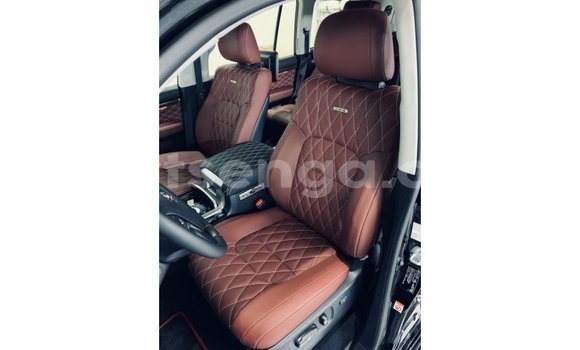 Buy Import Toyota Land Cruiser Black Car in Import - Dubai in Hhohho Buy Import Toyota Land Cruiser Black Car in Import - Dubai in Hhohho