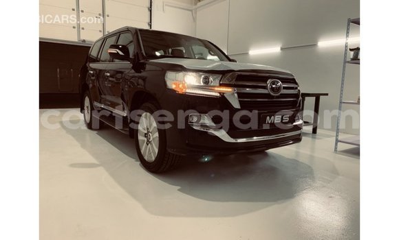 Buy Import Toyota Land Cruiser Black Car in Import - Dubai in Hhohho Buy Import Toyota Land Cruiser Black Car in Import - Dubai in Hhohho