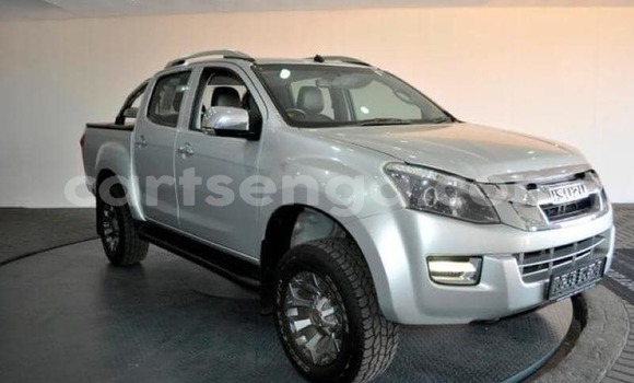 Nunua Ilio tumika Isuzu KB Silver Gari ndani ya Manzini nchini Manzini Nunua Ilio tumika Isuzu KB Silver Gari ndani ya Manzini nchini Manzini