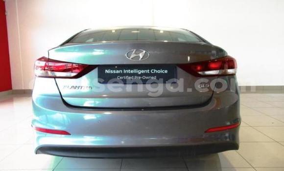 Acheter Occasion Voiture Hyundai Elantra Noir à Hlatikulu, Shiselweni District Acheter Occasion Voiture Hyundai Elantra Noir à Hlatikulu, Shiselweni District