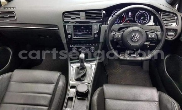 Nunua Ilio tumika Volkswagen Golf R Blue Gari ndani ya Manzini nchini Manzini Nunua Ilio tumika Volkswagen Golf R Blue Gari ndani ya Manzini nchini Manzini