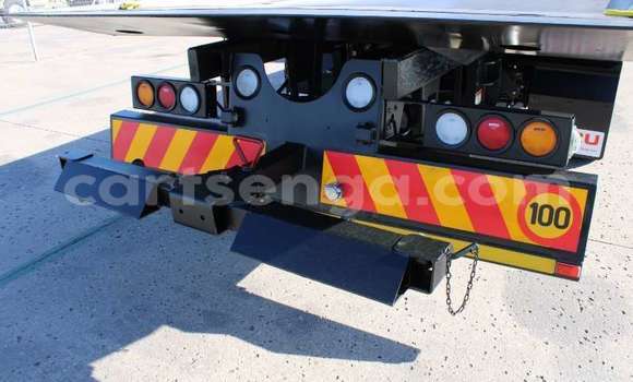 Acheter Occasion Utilitaire Isuzu FTR 850 Blanc à Big Bend, Lubombo District Acheter Occasion Utilitaire Isuzu FTR 850 Blanc à Big Bend, Lubombo District