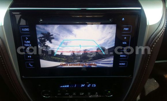 Nunua Ilio tumika Toyota Fortuner White Gari ndani ya Ezulwini nchini Hhohho Nunua Ilio tumika Toyota Fortuner White Gari ndani ya Ezulwini nchini Hhohho