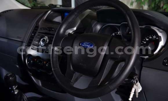 Acheter Occasion Voiture Ford Ranger Gris à Hlatikulu, Shiselweni District Acheter Occasion Voiture Ford Ranger Gris à Hlatikulu, Shiselweni District