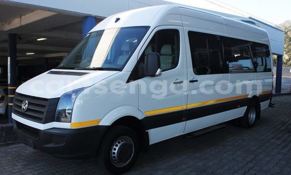 Buy Used Volkswagen Transporter White Car in Mbabane in Manzini Buy Used Volkswagen Transporter White Car in Mbabane in Manzini