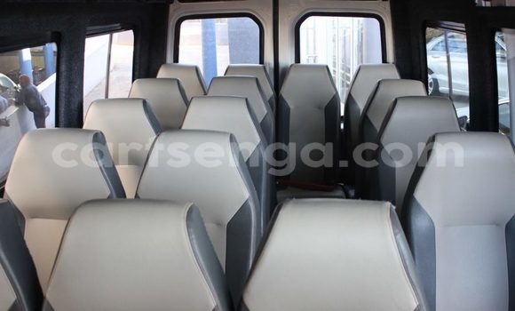 Buy Used Volkswagen Transporter White Car in Mbabane in Manzini Buy Used Volkswagen Transporter White Car in Mbabane in Manzini