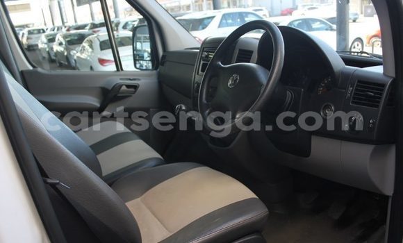 Buy Used Volkswagen Transporter White Car in Mbabane in Manzini Buy Used Volkswagen Transporter White Car in Mbabane in Manzini