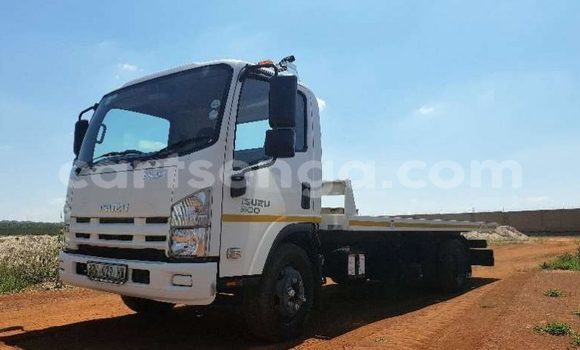 Buy Used Isuzu FTR 850 White Truck in Mbabane in Manzini Buy Used Isuzu FTR 850 White Truck in Mbabane in Manzini
