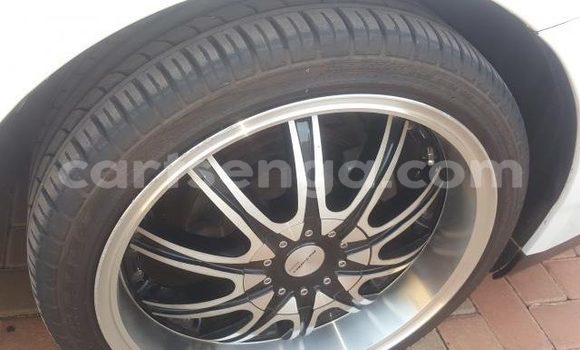 Buy Used Toyota 4Runner White Car in Mbabane in Manzini Buy Used Toyota 4Runner White Car in Mbabane in Manzini