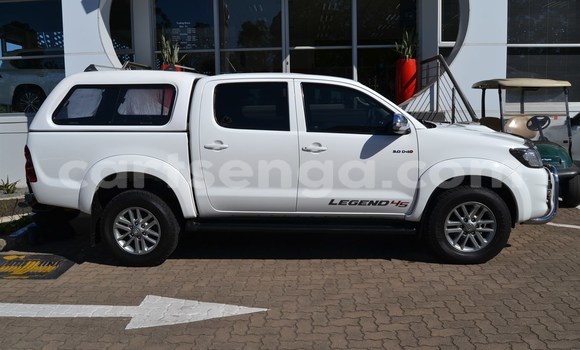 Buy Used Toyota Hilux White Car in Mbabane in Manzini Buy Used Toyota Hilux White Car in Mbabane in Manzini