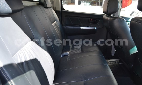 Buy Used Toyota Hilux White Car in Mbabane in Manzini Buy Used Toyota Hilux White Car in Mbabane in Manzini