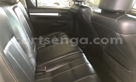 Buy Used Toyota Hilux White Car in Mbabane in Manzini Buy Used Toyota Hilux White Car in Mbabane in Manzini