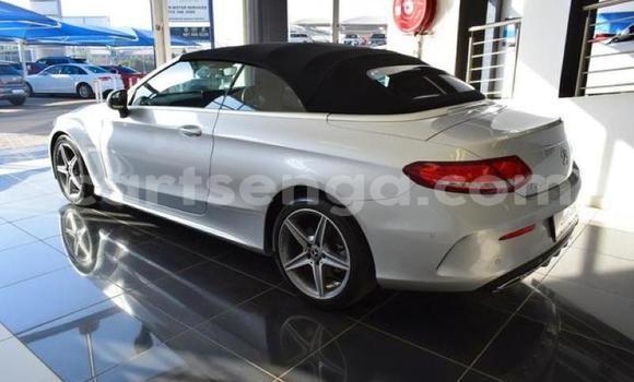 Acheter Occasion Voiture Mercedes‒Benz C–Class Gris à Kubuta, Shiselweni District Acheter Occasion Voiture Mercedes‒Benz C–Class Gris à Kubuta, Shiselweni District