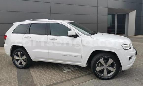 Acheter Occasion Voiture Jeep Grand Cherokee Blanc à Hluti, Shiselweni District Acheter Occasion Voiture Jeep Grand Cherokee Blanc à Hluti, Shiselweni District
