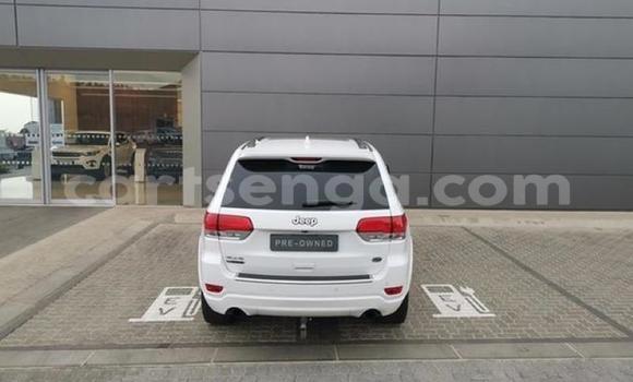 Acheter Occasion Voiture Jeep Grand Cherokee Blanc à Hluti, Shiselweni District Acheter Occasion Voiture Jeep Grand Cherokee Blanc à Hluti, Shiselweni District